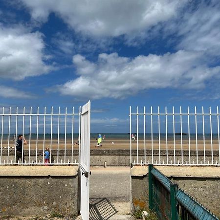 Sunny Apt On D-Day Beach With Parking Saint-Come-de-Fresne Экстерьер фото