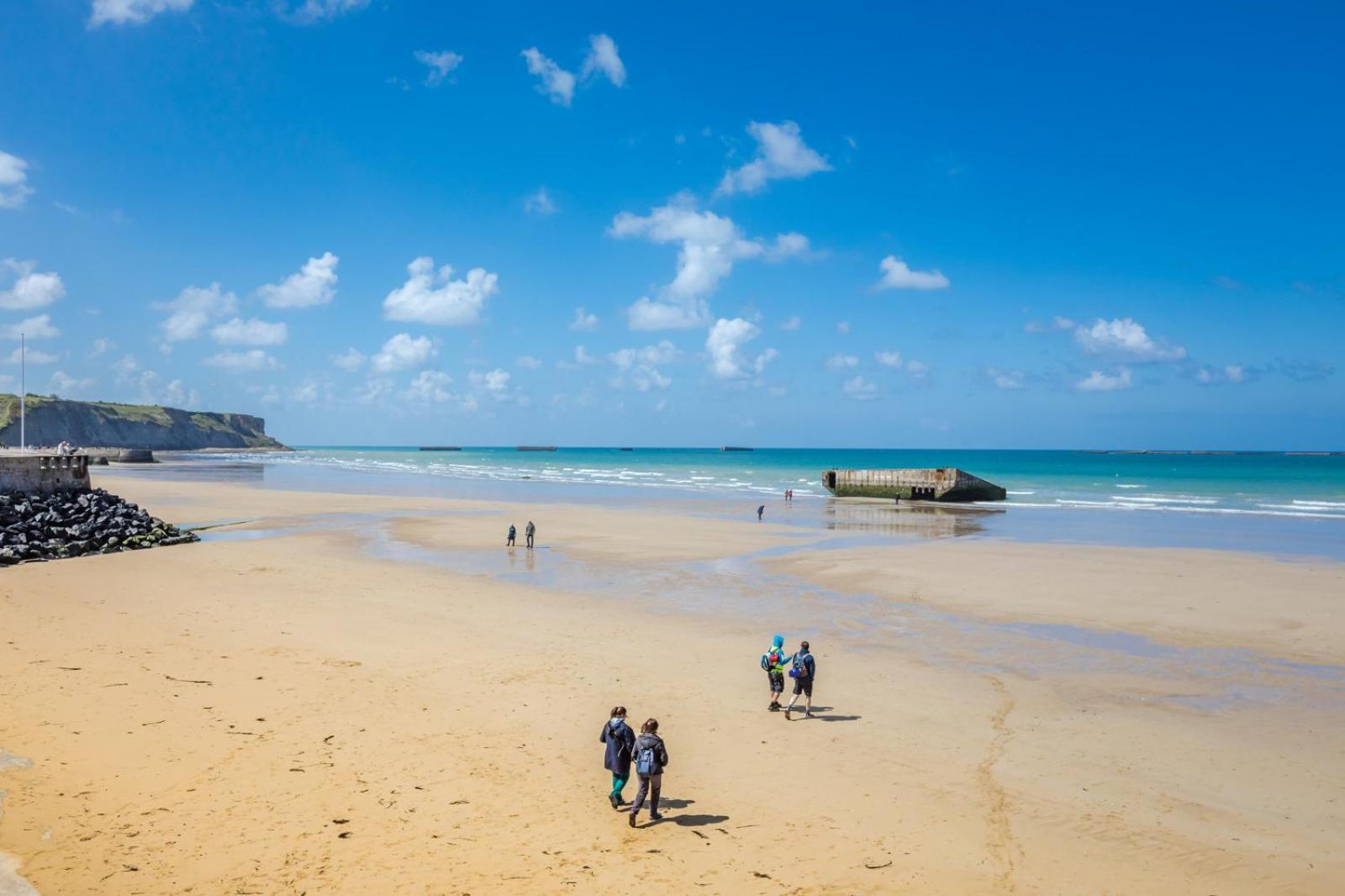 Sunny Apt On D-Day Beach With Parking Saint-Come-de-Fresne Экстерьер фото